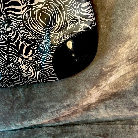 Betsy Johnson Zebra Tote - Picture 3 of 12